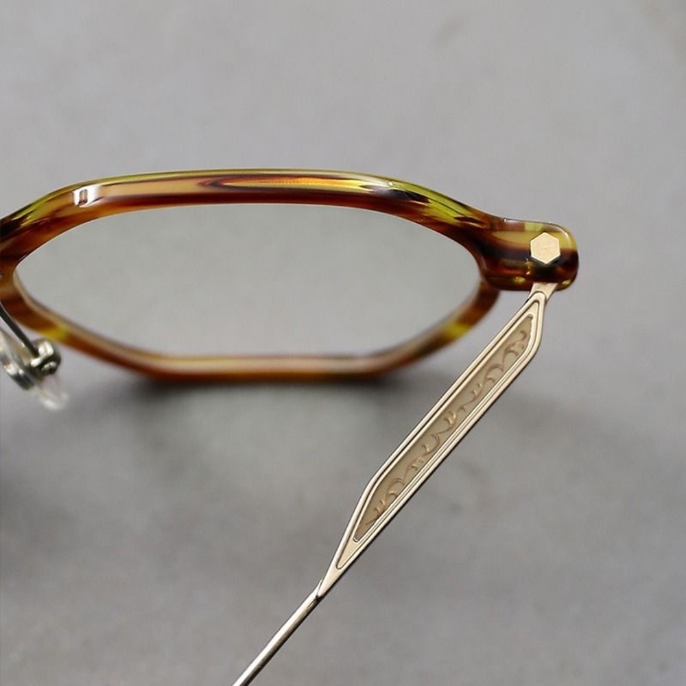 MATSUDA M2053 natural crystal and antique gold frame 100% titanium
